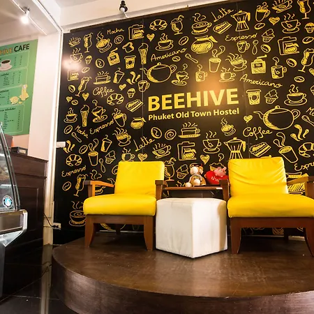 Beehive Phuket Old Town Hostel-2